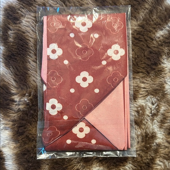 Red and Pink Twilly - Picture 2 of 2